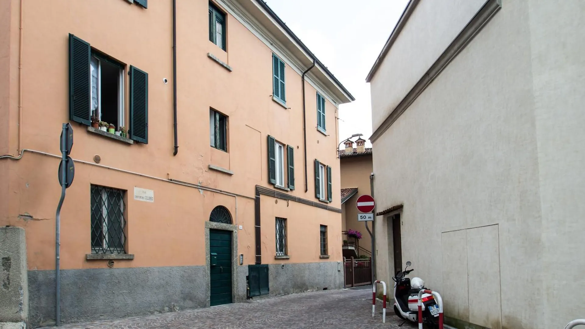 Your Refuge In Lecco - Lake Como 0*,  Italy