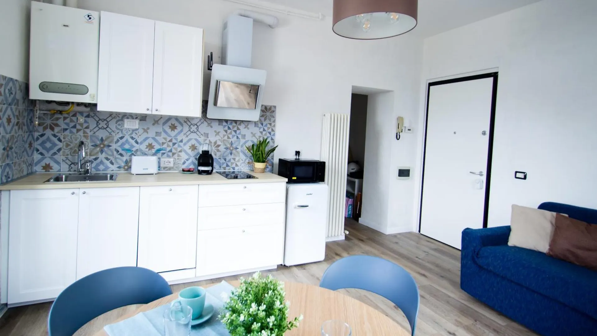 Your Refuge In Lecco - Lake Como Apartment